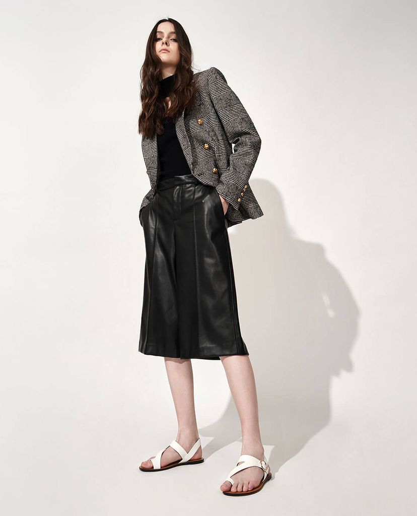 CHARLES & KEITH - Giày sandal nữ Toe Loop Asymmetric Strap