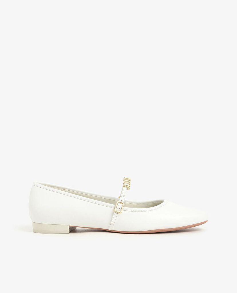 CHARLES & KEITH - Giày đế bệt nữ mũi nhọn Adore Mary Jane