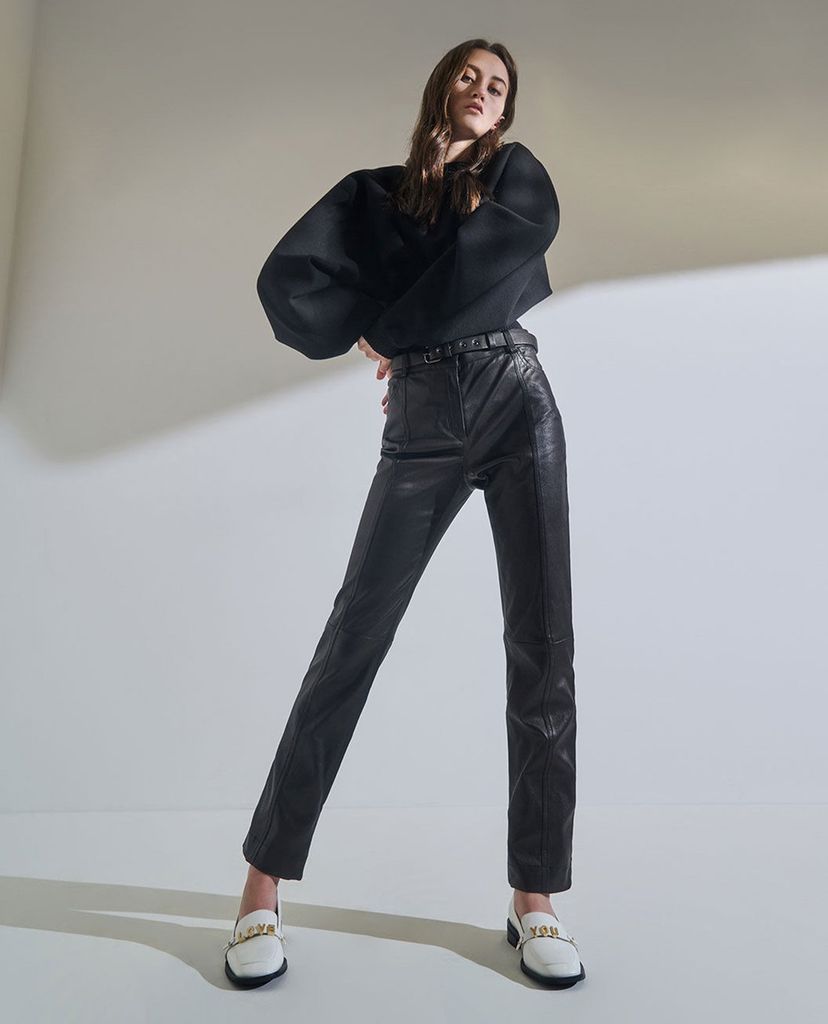 CHARLES & KEITH - Giày đế bệt nữ mũi vuông Love You Loafer