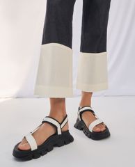 CHARLES & KEITH - Giày sandals nữ Dash Chunky