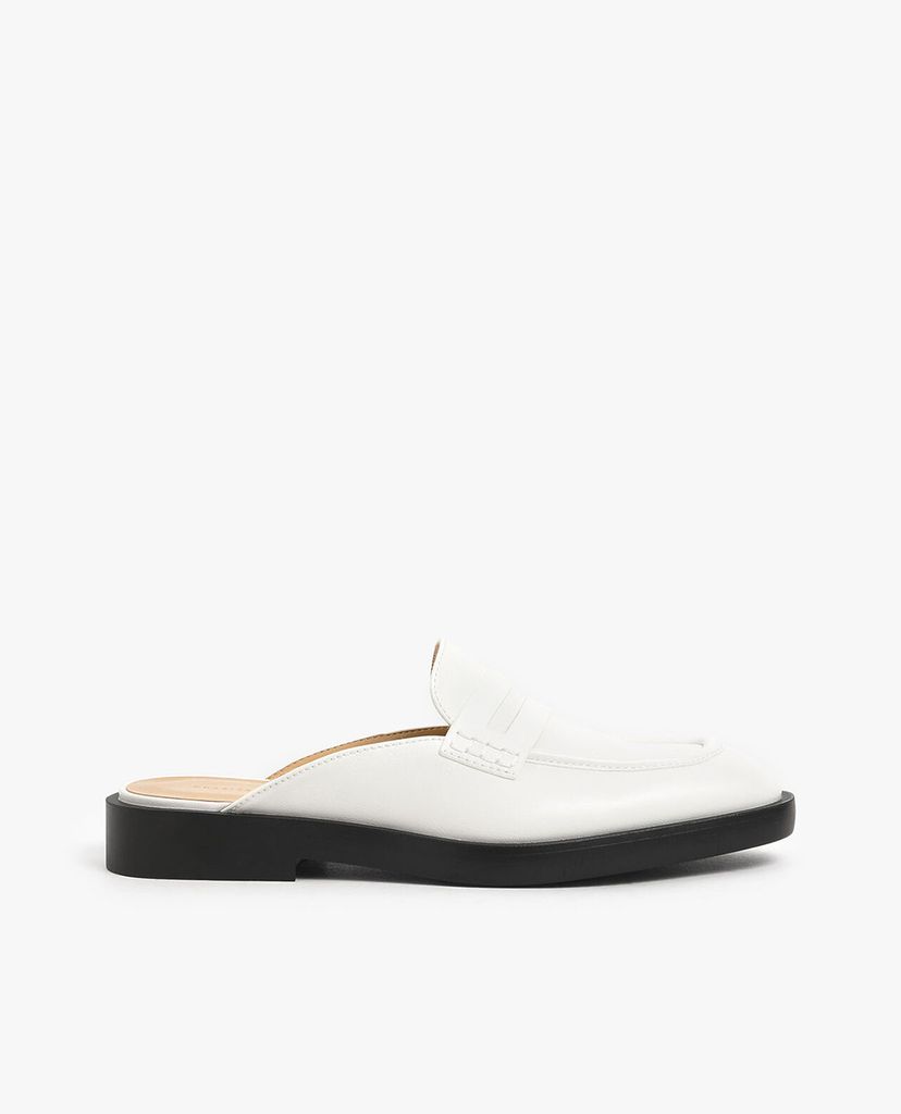 CHARLES & KEITH - Giày đế bệt nữ Penny Loafer
