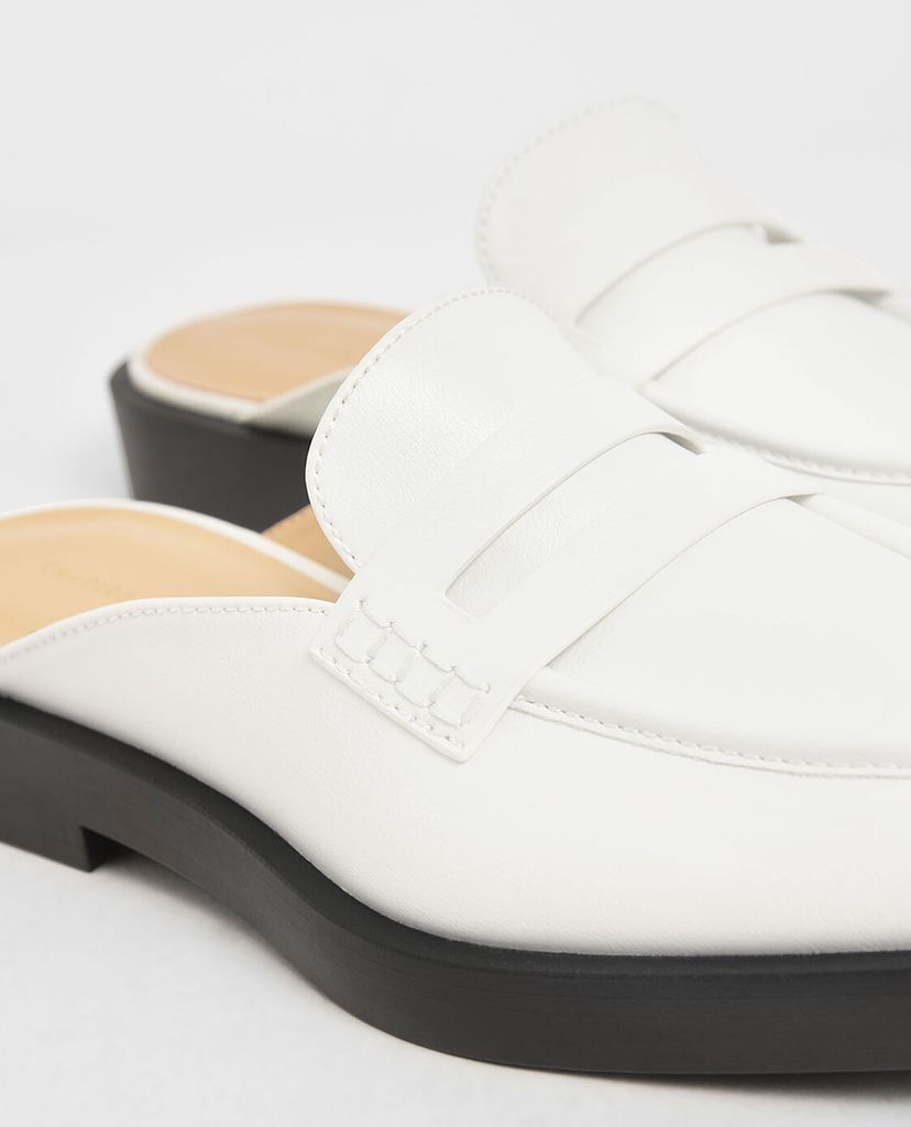 CHARLES & KEITH - Giày đế bệt nữ Penny Loafer