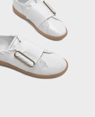 CHARLES & KEITH - Giày thể thao nữ trẻ trung phối quai ngang bảng lớn