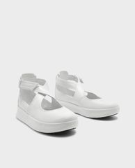 CHARLES & KEITH - Giày búp bê nữ quai chéo hiện đại
