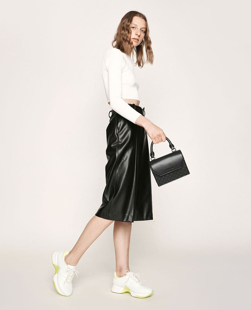 CHARLES & KEITH - Giày thể thao nữ cột dây Textured Lace Up