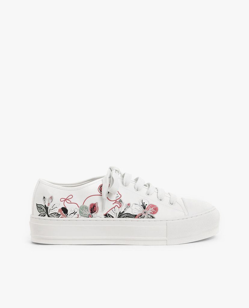 CHARLES & KEITH - Giày thể thao nữ thắt dây Embroidered