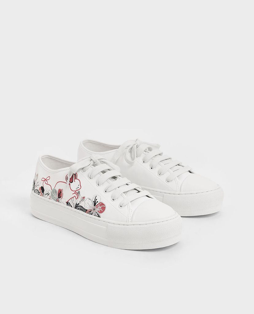 CHARLES & KEITH - Giày thể thao nữ thắt dây Embroidered