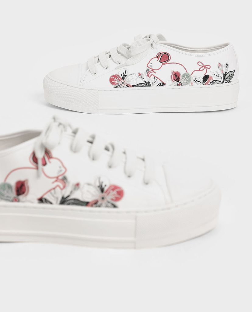CHARLES & KEITH - Giày thể thao nữ thắt dây Embroidered
