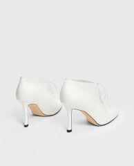 CHARLES & KEITH - Giày boots nữ cổ thấp thắt dây hiện đại