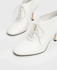 CHARLES & KEITH - Giày boots nữ cổ thấp thắt dây hiện đại