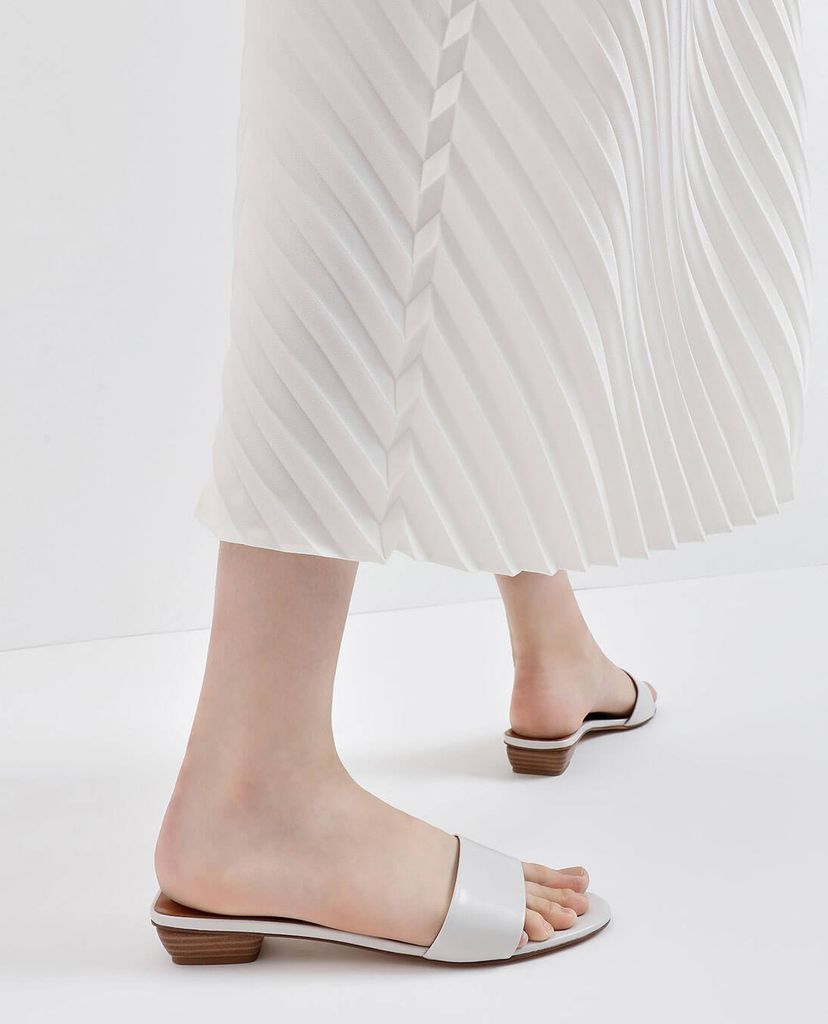 CHARLES & KEITH - Sandal nữ Stacked Heel Slide
