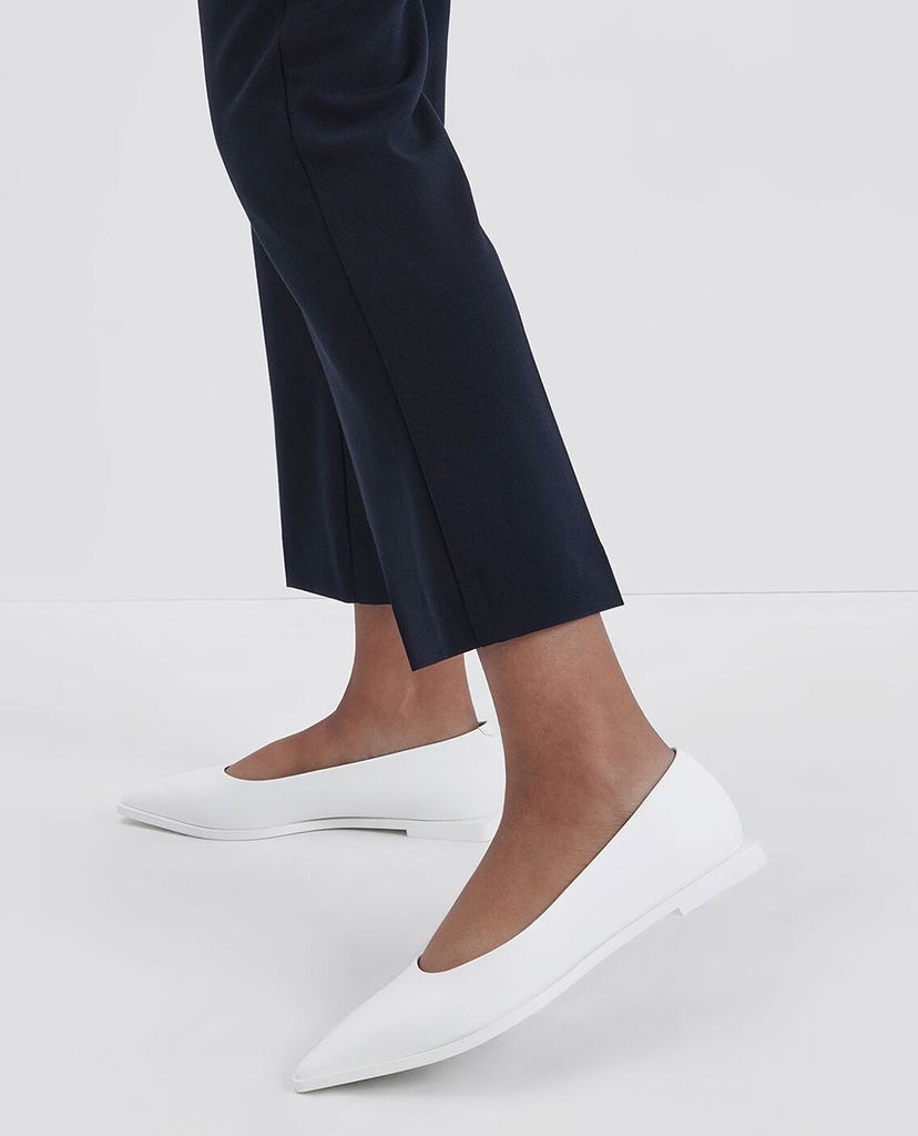 CHARLES & KEITH - Giày đế bệt mũi nhọn Pointed Toe Ballerina