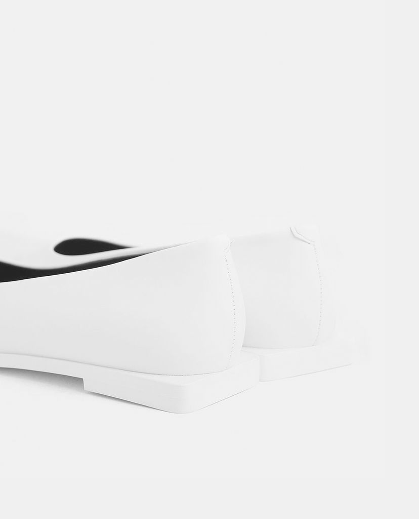 CHARLES & KEITH - Giày đế bệt mũi nhọn Pointed Toe Ballerina
