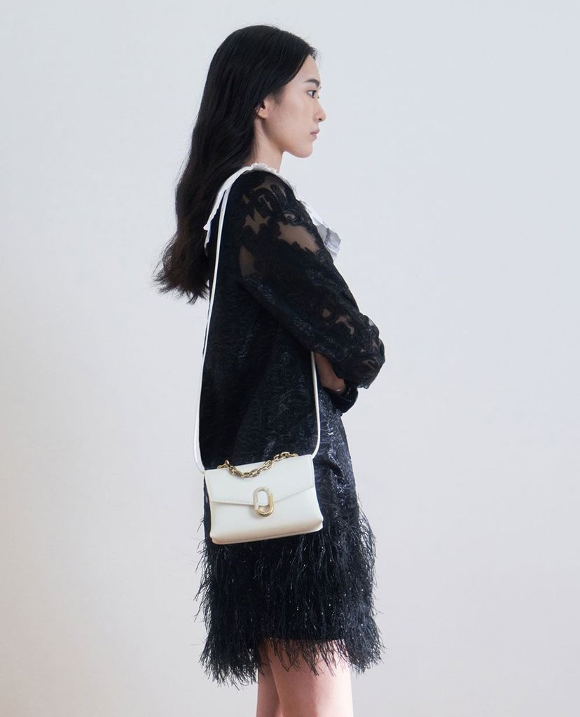 CHARLES & KEITH - Túi đeo chéo nữ phối cùng dây đeo thời trang