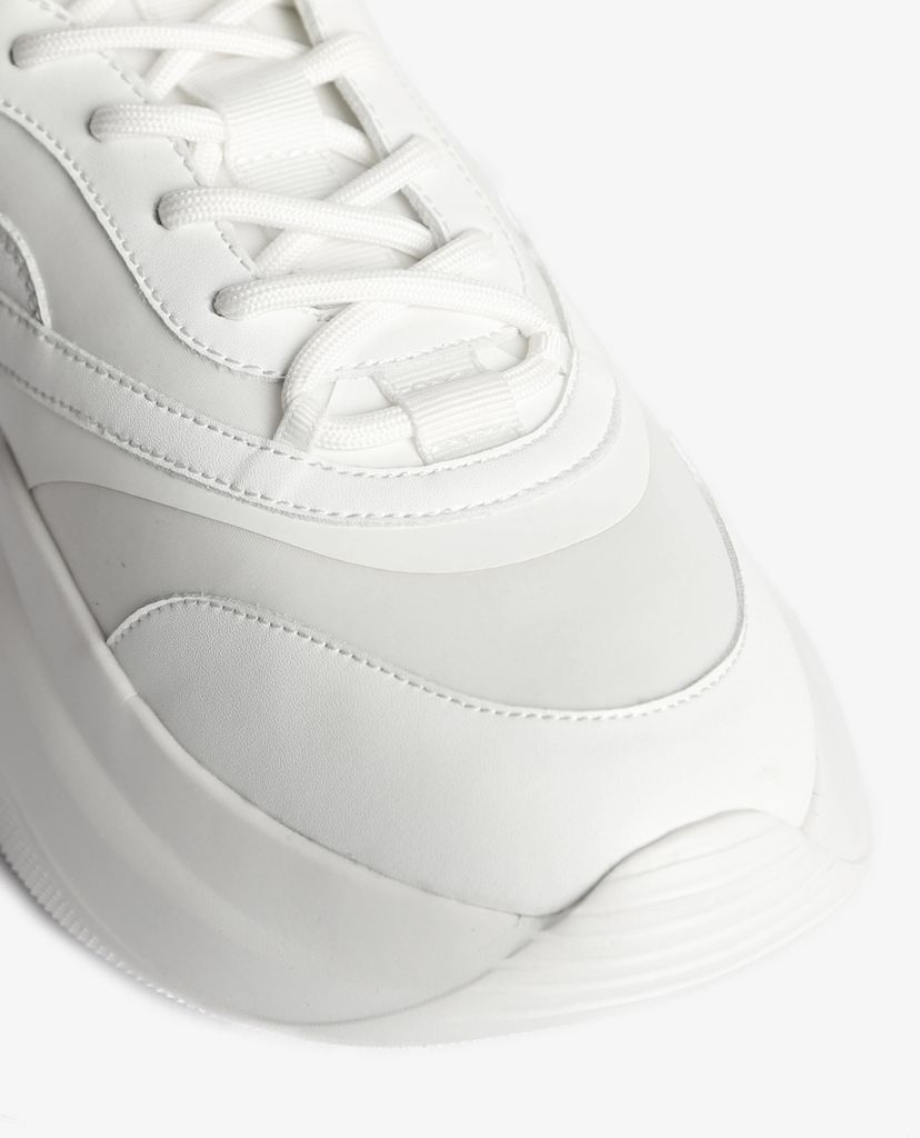 Giày sneaker nữ Chunky Casual