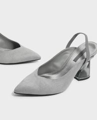 CHARLES & KEITH - Giày cao gót mũi nhọn Lucite Sculptural