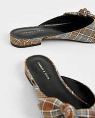 CHARLES & KEITH - Giày mules nữ mũi tròn Knotted Fabric