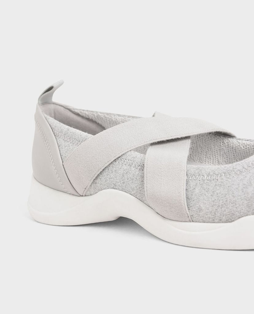 CHARLES & KEITH - Giày sneaker nữ quai chéo Criss Cross Slip On