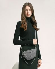 CHARLES & KEITH - Túi đeo vai yên ngựa có nếp nhăn hiệu ứng Nylon thời trang
