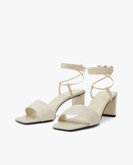 CHARLES & KEITH - Giày cao gót mũi nhọn thời trang