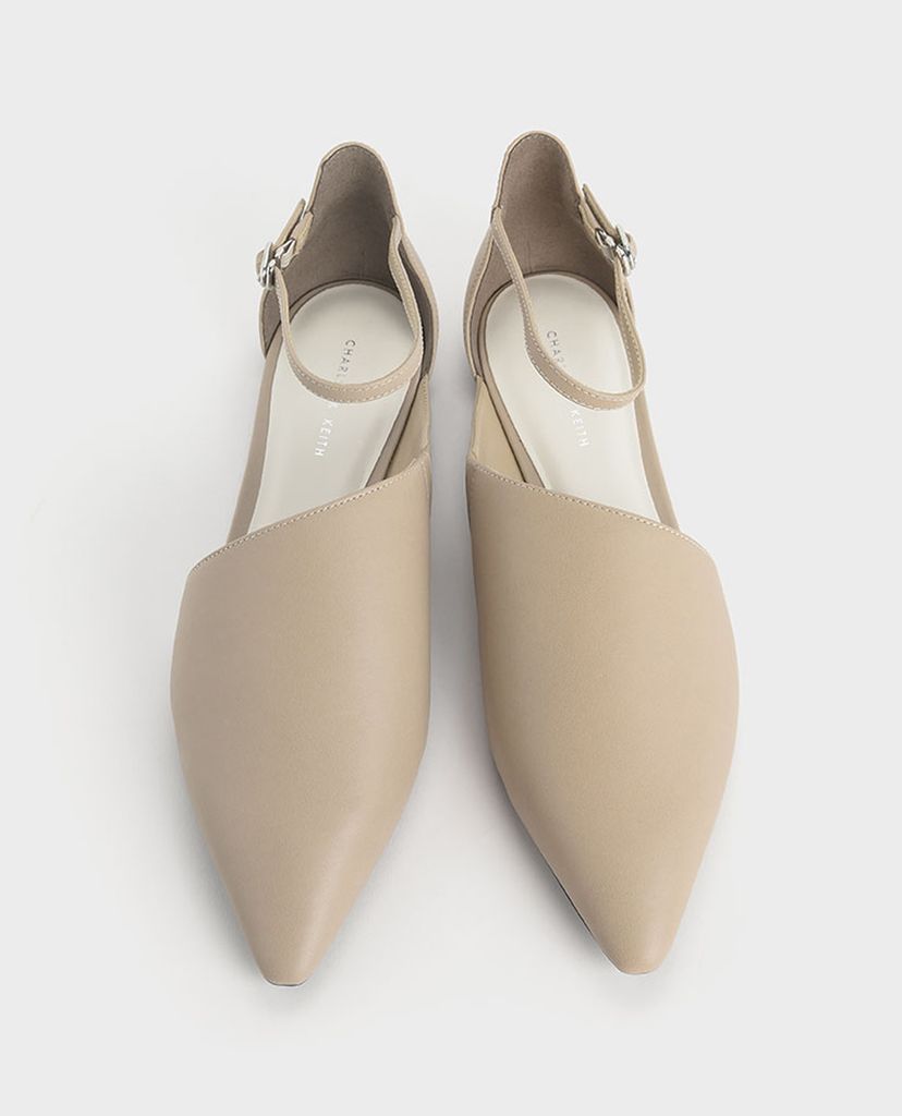 CHARLES & KEITH - Giày đế bệt nữ mũi nhọn thời trang
