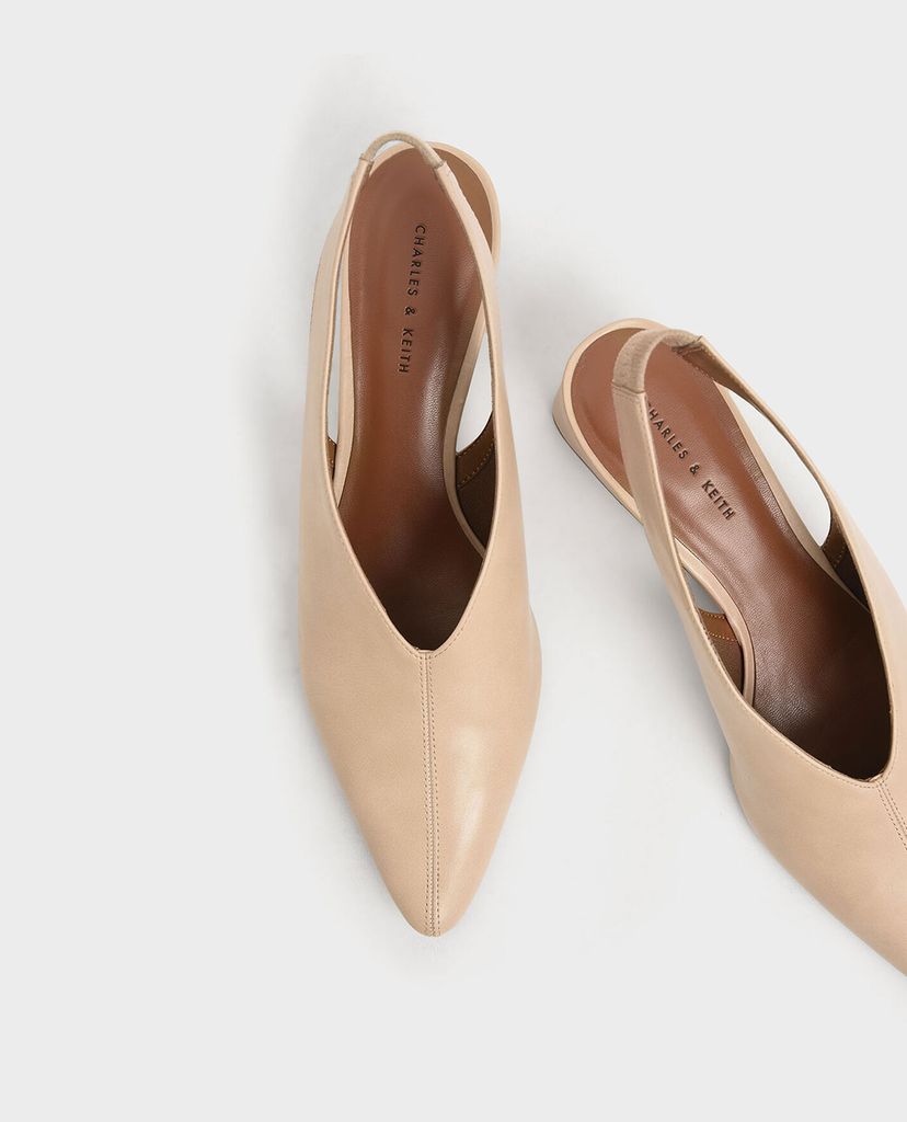CHARLES & KEITH - Giày đế xuồng mũi nhọn V Cut Slingback