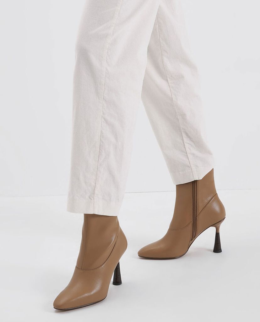 CHARLES & KEITH - Giày boots nữ mũi nhọn Croc Effect Sculptural