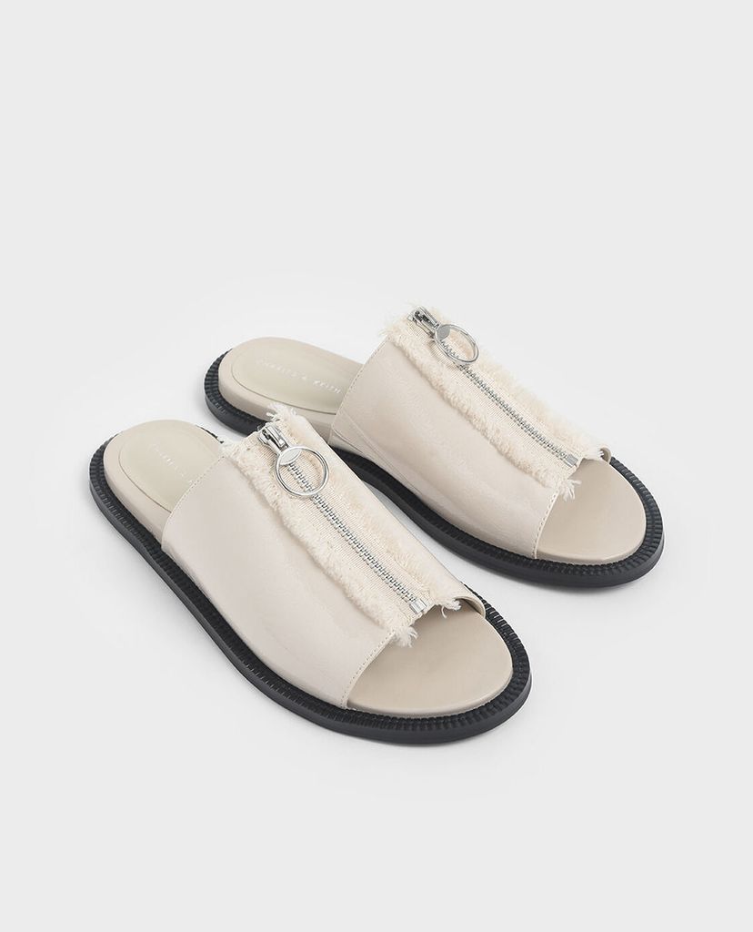 CHARLES & KEITH - Giày sandal nữ phối zip Wrinkled Patent