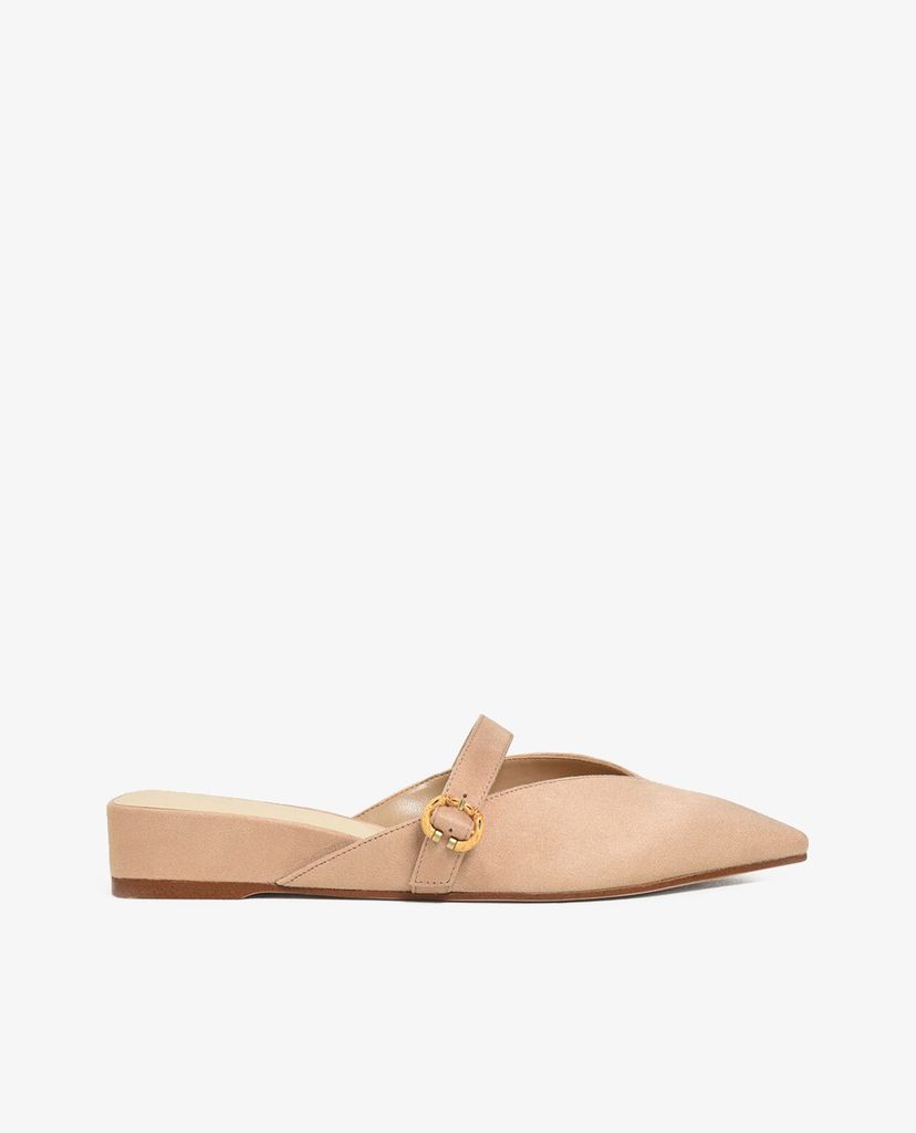 CHARLES & KEITH - Giày đế bệt V Cut Low Wedge