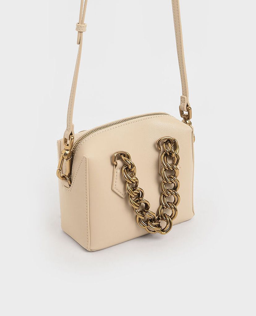 CHARLES & KEITH - Túi đeo chéo chữ nhật Square Chunky Chain