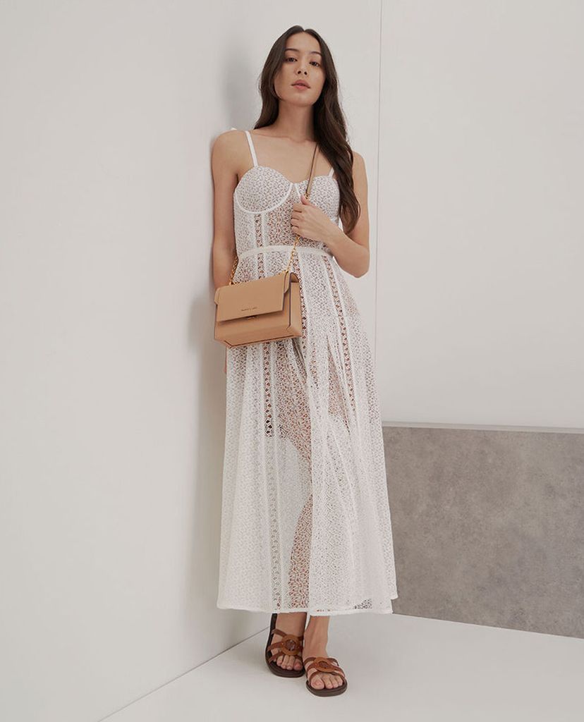 CHARLES & KEITH - Túi đeo chéo nữ hình chữ nhật Chain Handle