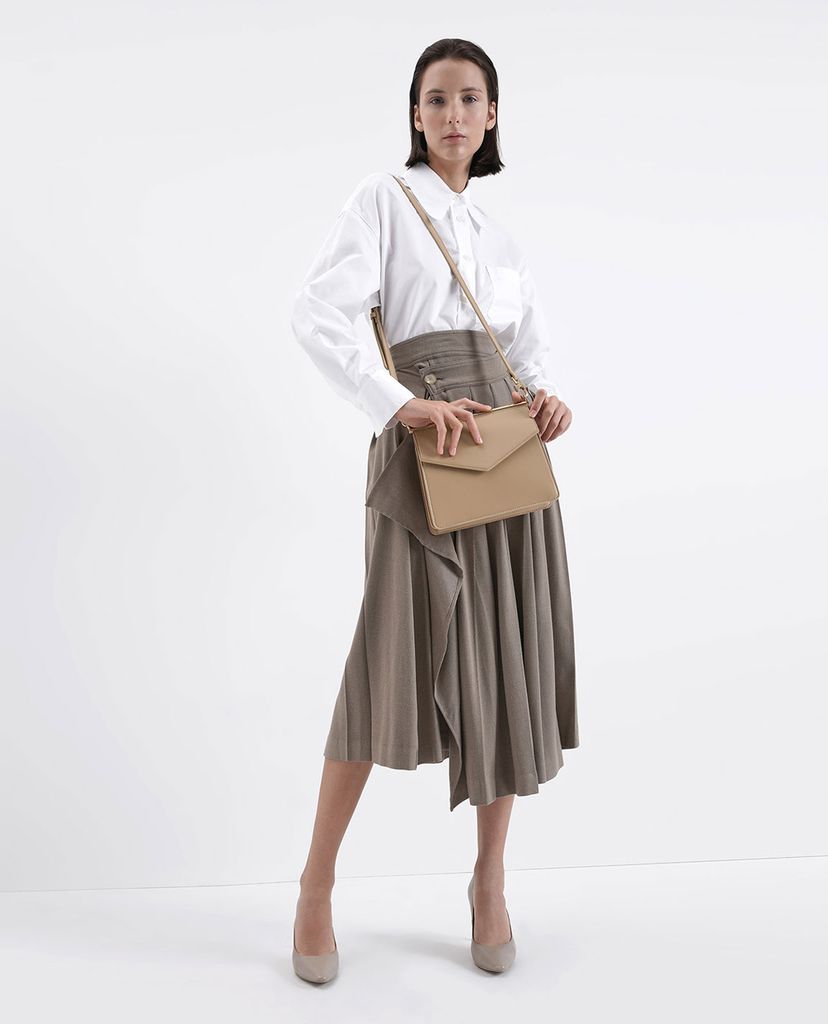 CHARLES & KEITH - Túi đeo chéo Croc Effect Angular
