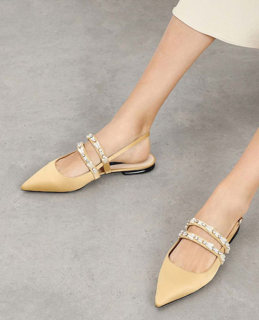 CHARLES & KEITH - Giày đế bệt mũi nhọn Pearl Embellished