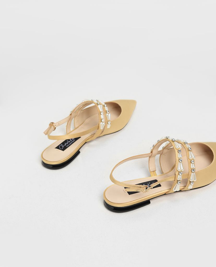 CHARLES & KEITH - Giày đế bệt mũi nhọn Pearl Embellished