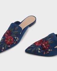 CHARLES & KEITH - Giày đế bệt nữ mũi nhọn Floral Embroidered