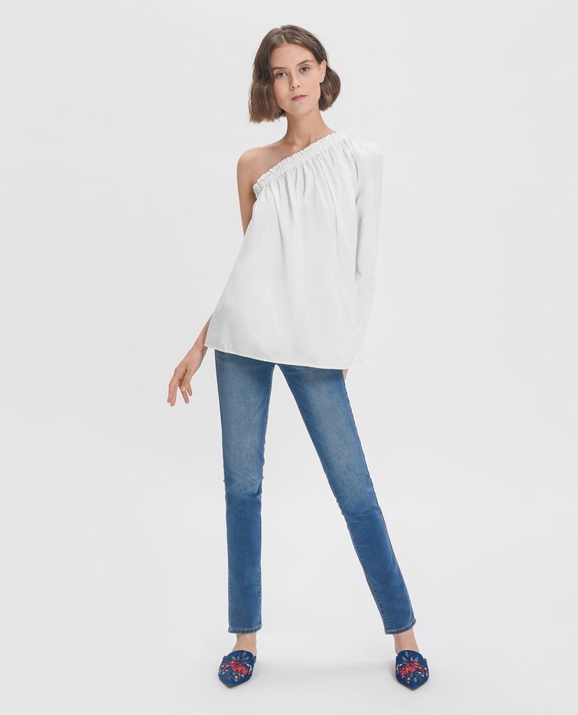 CHARLES & KEITH - Giày đế bệt nữ mũi nhọn Floral Embroidered