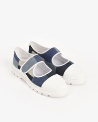 CHARLES & KEITH - Giày đế bệt nữ mũi tròn nữ tính