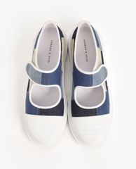 CHARLES & KEITH - Giày đế bệt nữ mũi tròn nữ tính