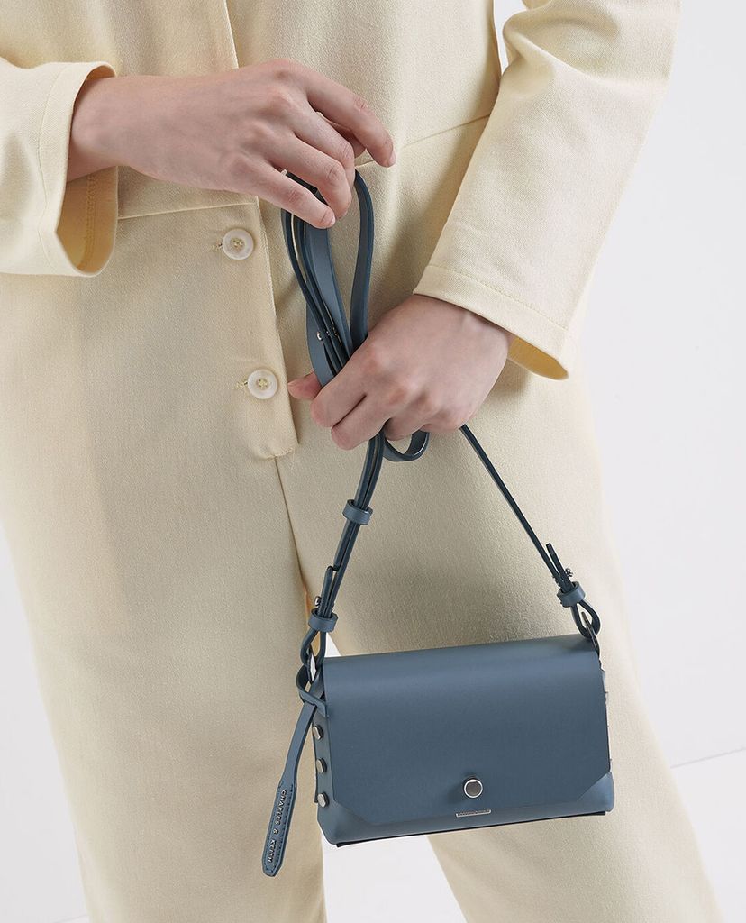 CHARLES & KEITH - Túi đeo chéo chữ nhật Mini Reversible Front Flap