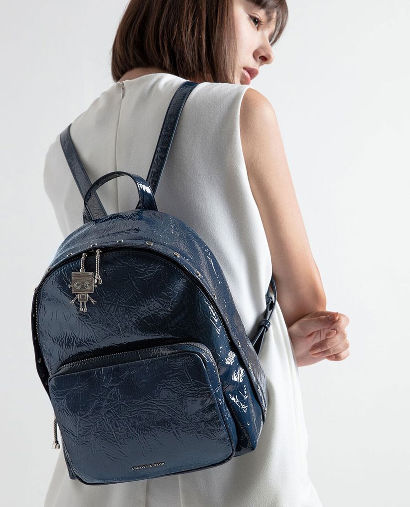 CHARLES & KEITH - Balo da gợn sóng Robot Charm Wrinkled Patent