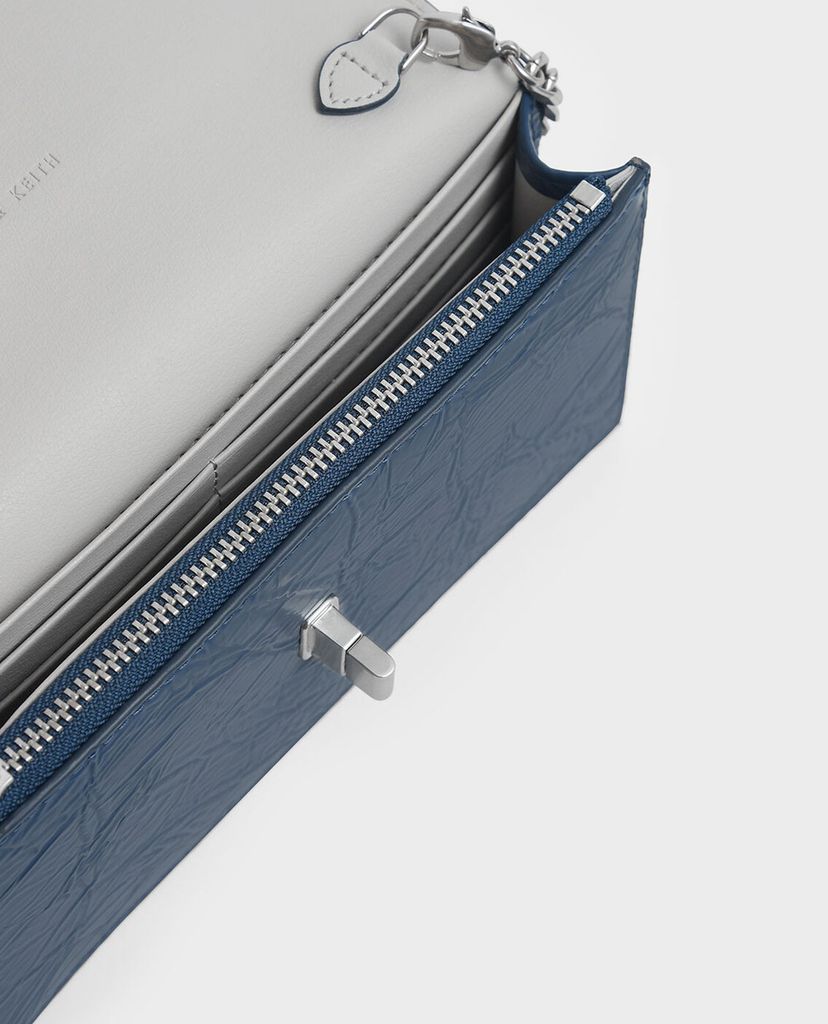 CHARLES & KEITH - Ví cầm tay nữ chữ nhật Wrinkled Effect