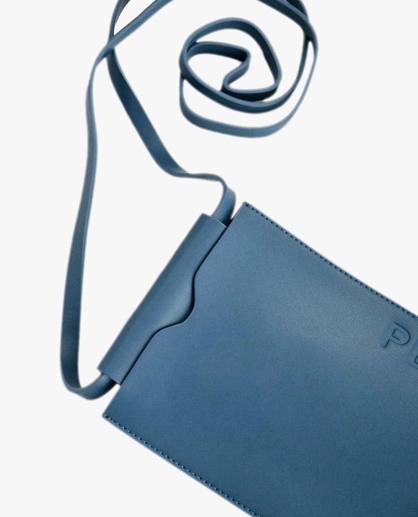 PEDRO - Ví nam chữ nhật phối dây đeo Lanyard