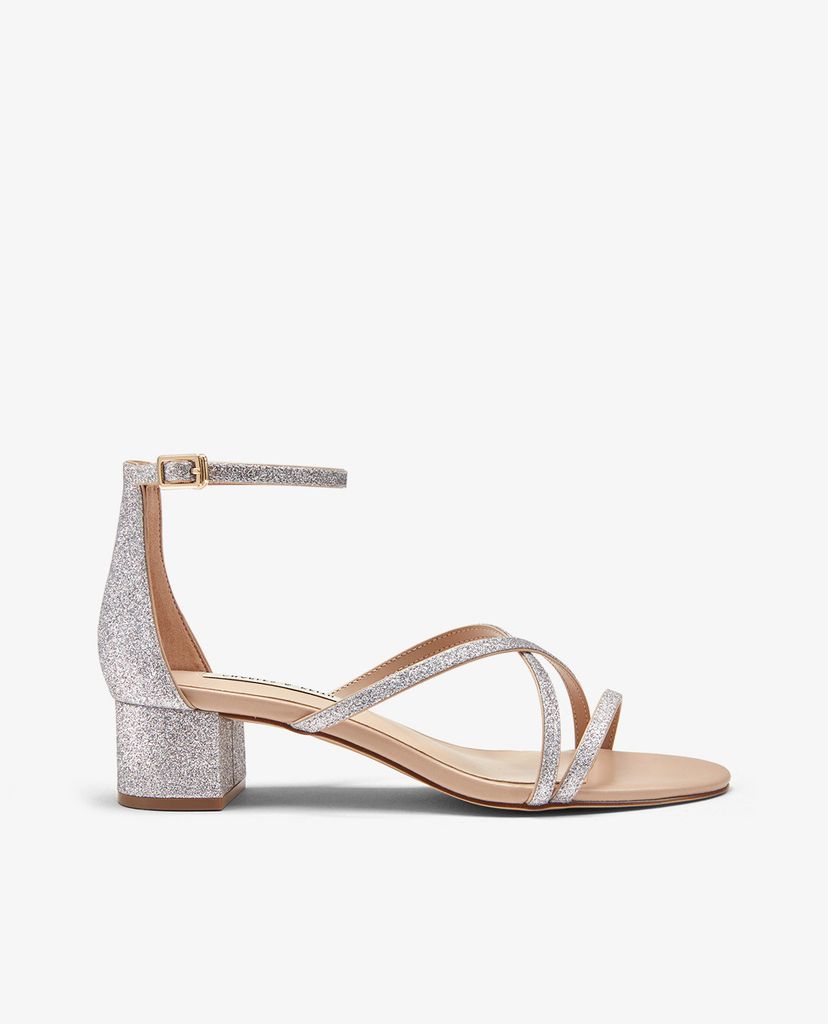 CHARLES & KEITH - Giày cao gót quai mảnh đế trụ thời trang