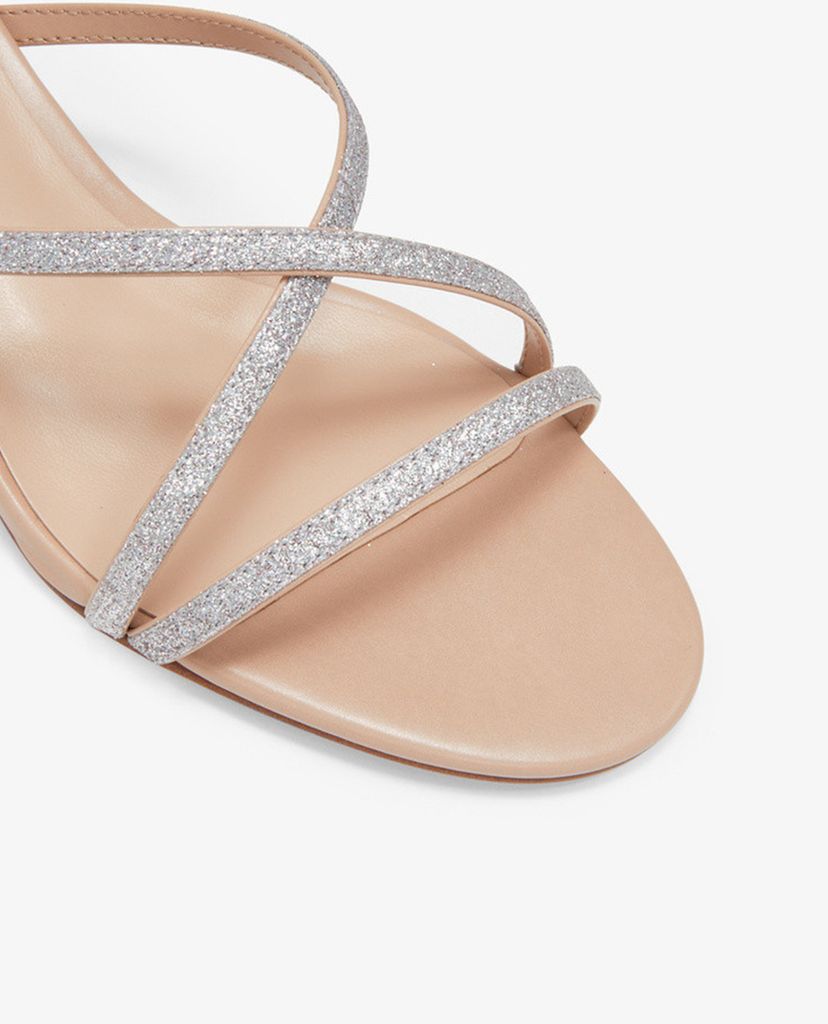CHARLES & KEITH - Giày cao gót quai mảnh đế trụ thời trang