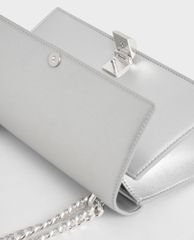 CHARLES & KEITH - Túi đeo vai nữ phom chữ nhật Chain Strap Trapeze