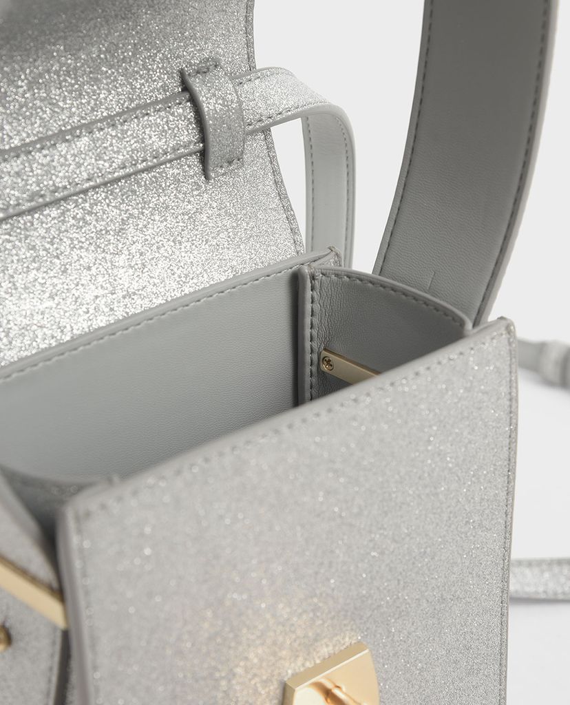 CHARLES & KEITH - Túi đeo chéo nữ chữ nhật Elongated Front Flap