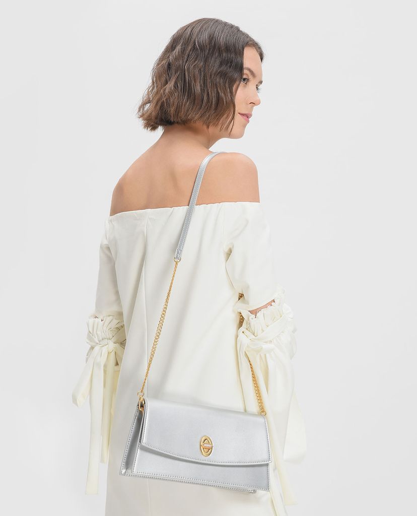 CHARLES & KEITH - Ví cầm tay nữ chữ nhật Front Flap Turn Lock