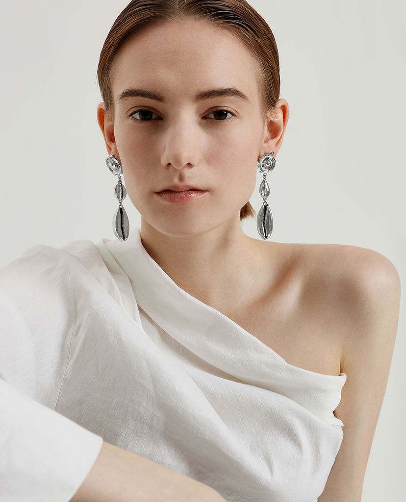 CHARLES & KEITH - Khuyên tai nữ chuỗi dài Shell Drop
