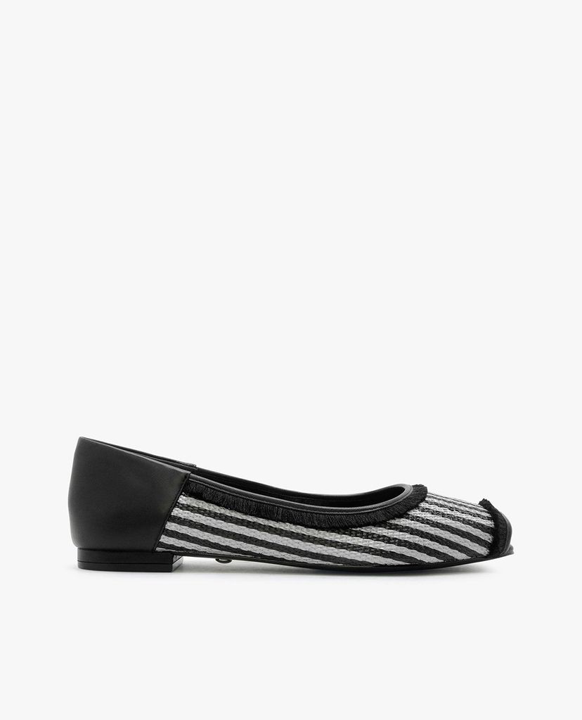 CHARLES & KEITH - Giày búp bê nữ hở mũi Leather Peep