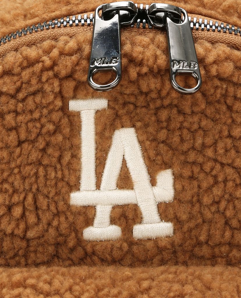 MLB - Balo dáng vuông phối lông Wool Fleece Mini